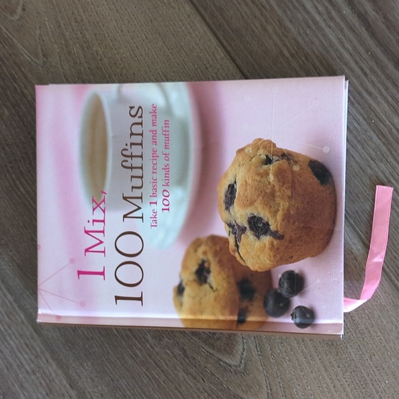 5 UK Cook Books - Picture 2 of 6